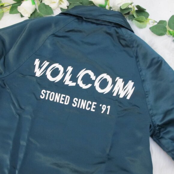 Volcom | Women's Team Volcom Coaches Jacket "Stoned Since '91 - Picture 1 of 10